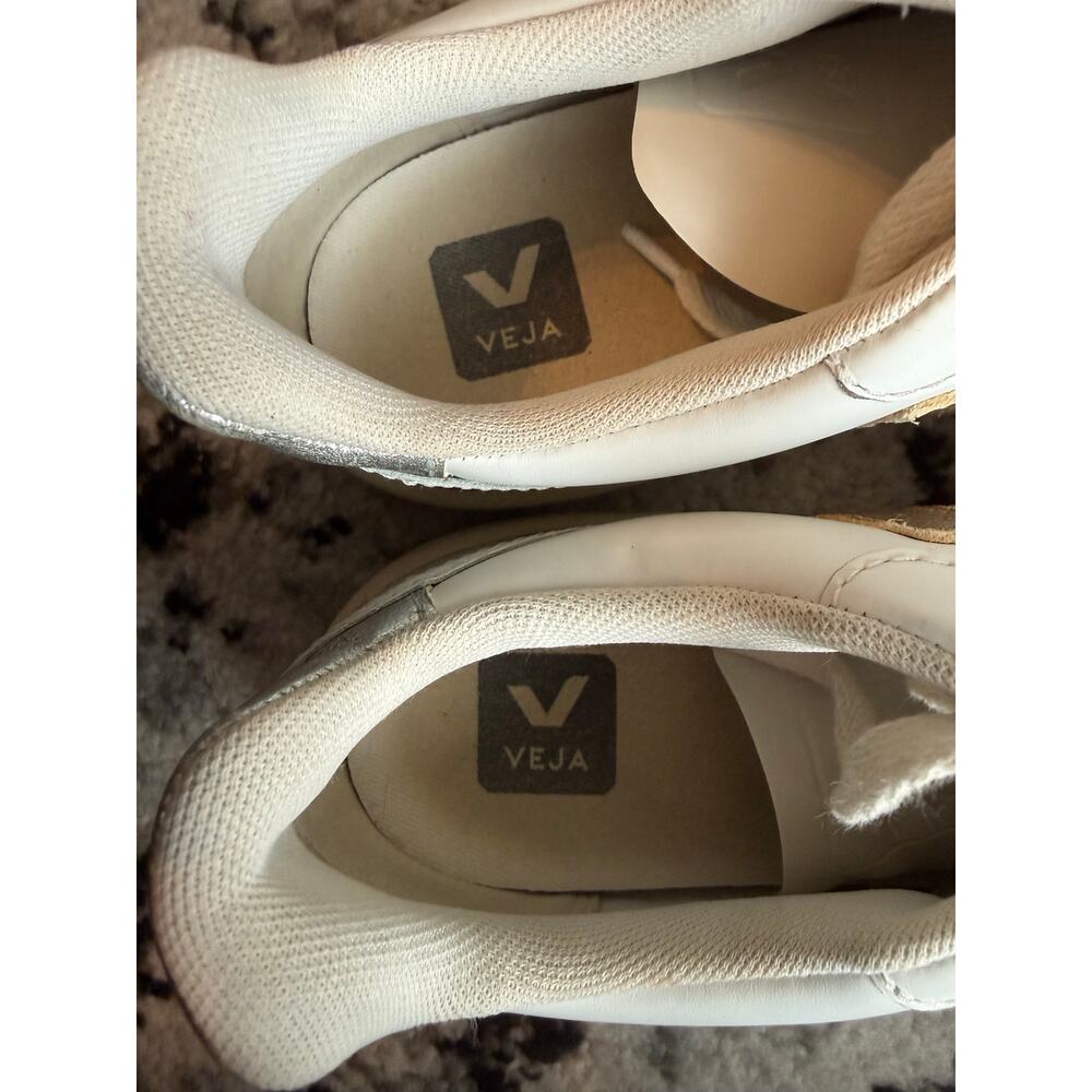 VEJA V-10 White Leather Sneakers Gold V Logo Silver Heel EUR 40 US 9 - Picture 8 of 8
